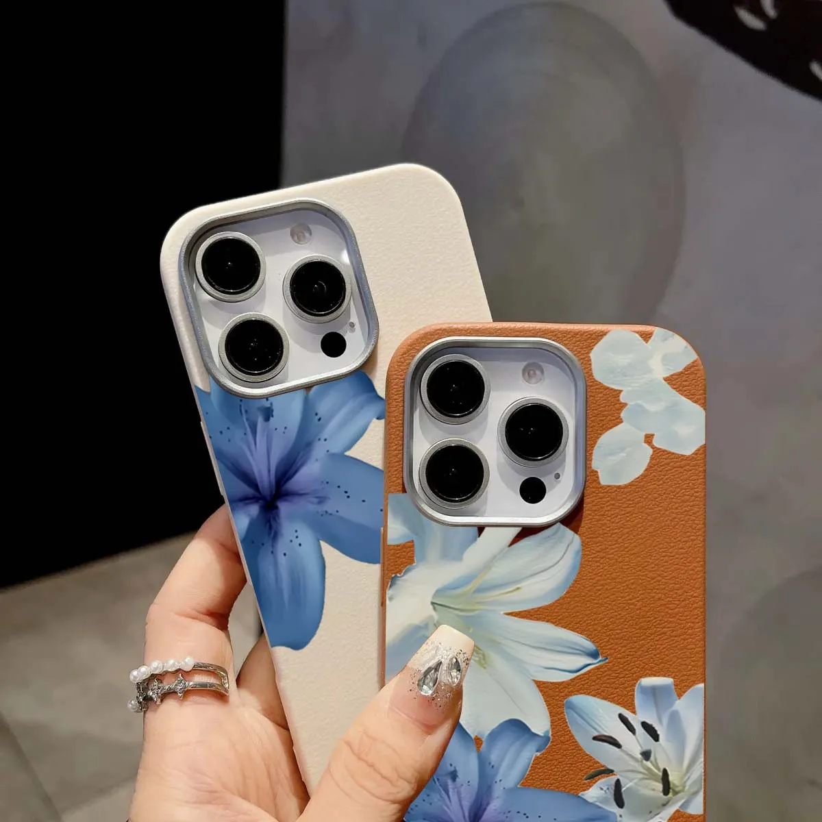 エレガントな青いユリ柄のファッションスマホケース Redmi - Xiaomi Redmi Note 13 のレビューと価格